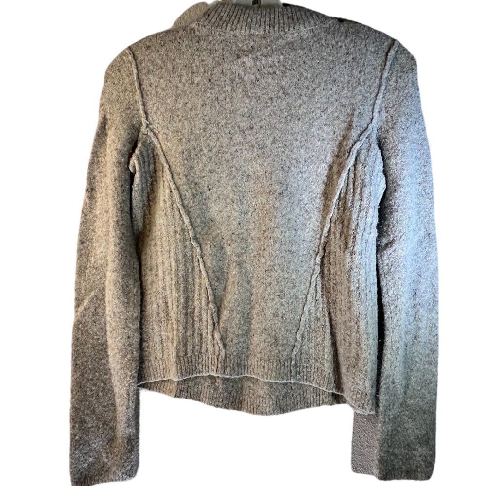 Free People Sweater - Picture 5 of 8